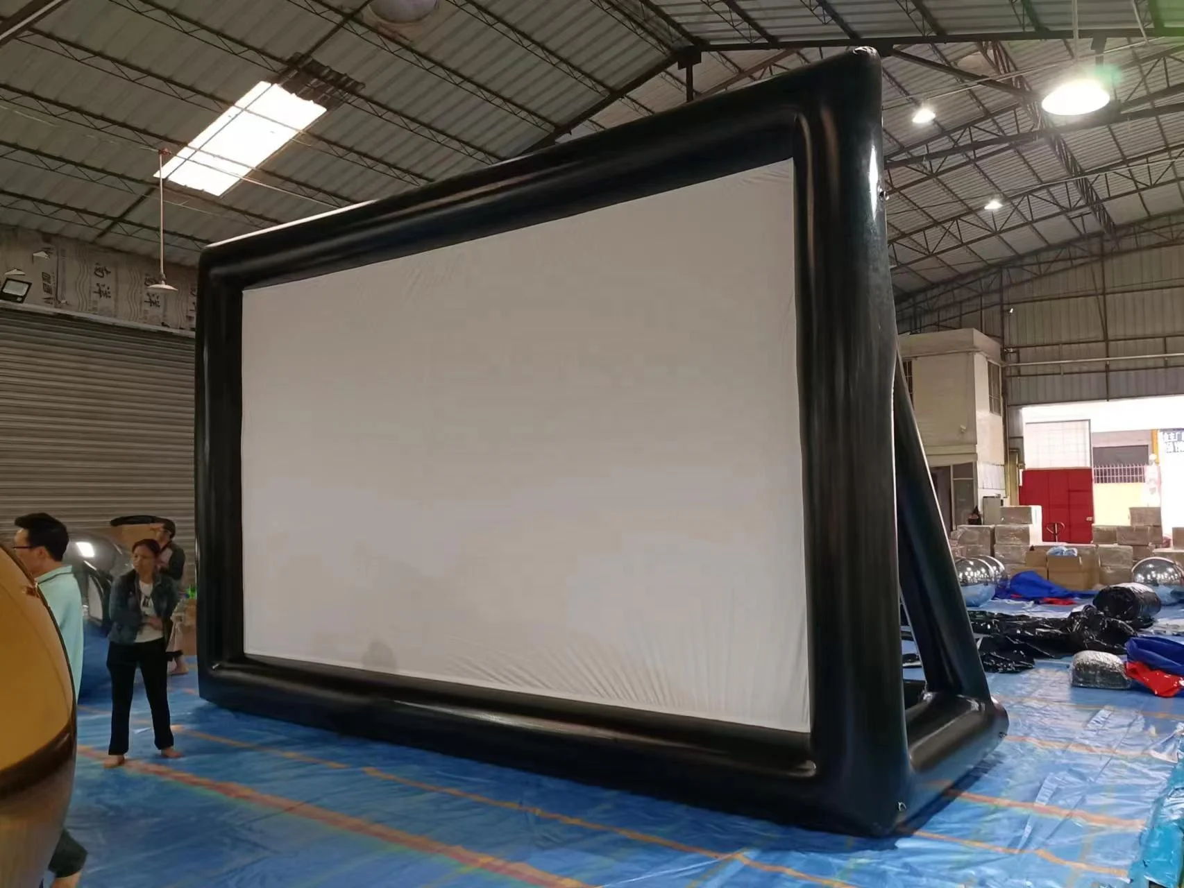 Custom inflatable movie screen, custom size advertising projection screen, back garden movie projector screen