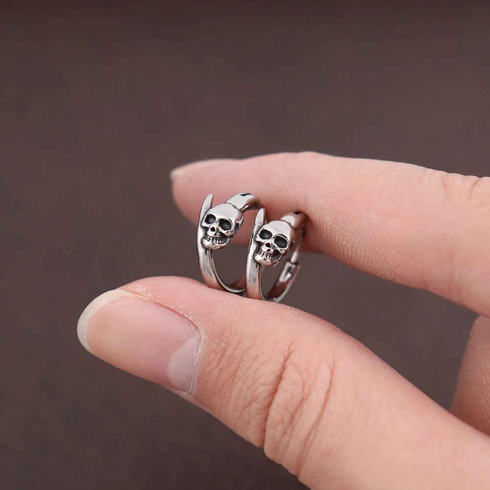 Punk Skull Earrings for Men and Women Stainless Steel Personality Street Hip Hop Skull Hoop Earring Charm Jewelry Dropshipping