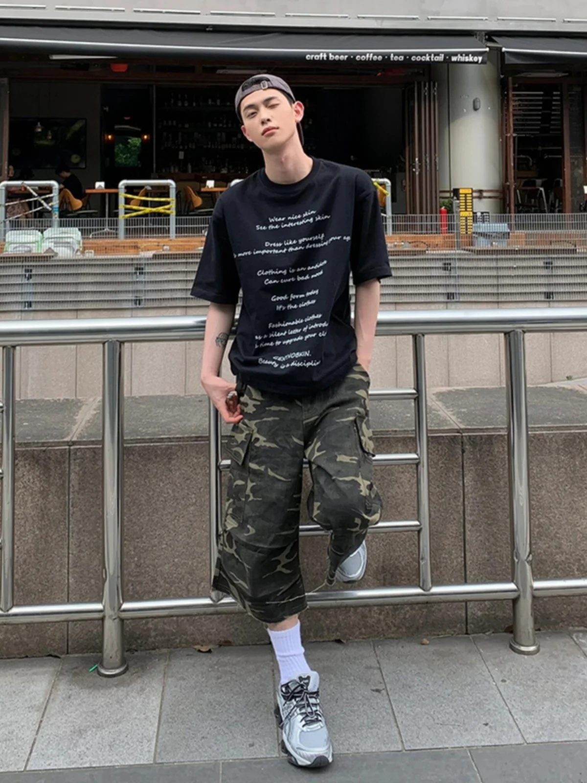 

Мужские повседневные брюки-карго камуфляжной расцветки, свободного кроя, летние, модные, в уличном стиле, с большими карманами, молодежные, прямые, рабочие