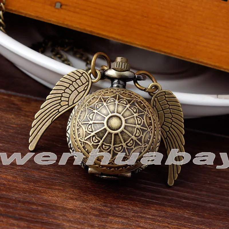 8style Harries Potter Wizard Pocket Watches Golden Snitch Wing Pendant Anime Accessories Party Decoration Gift for Girlfriend