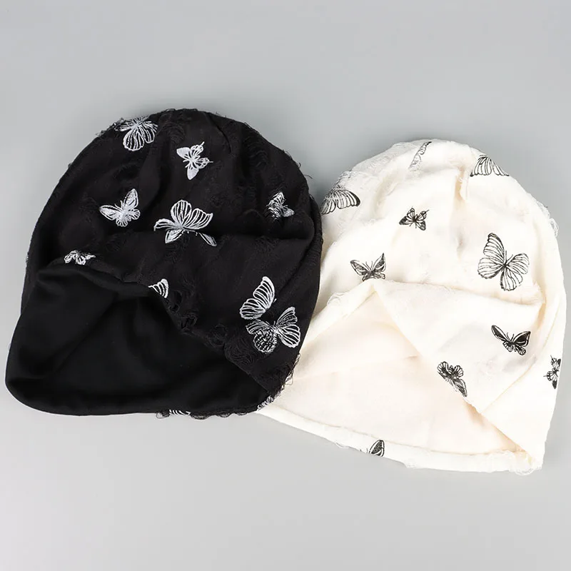 مترهل قبعة صغيرة المرأة 2025 الربيع قبعة على شكل جمجمة ثقب مصممة فراشة طباعة بونيه فام الشارع الشهير الهيب هوب Skullies & Beanies