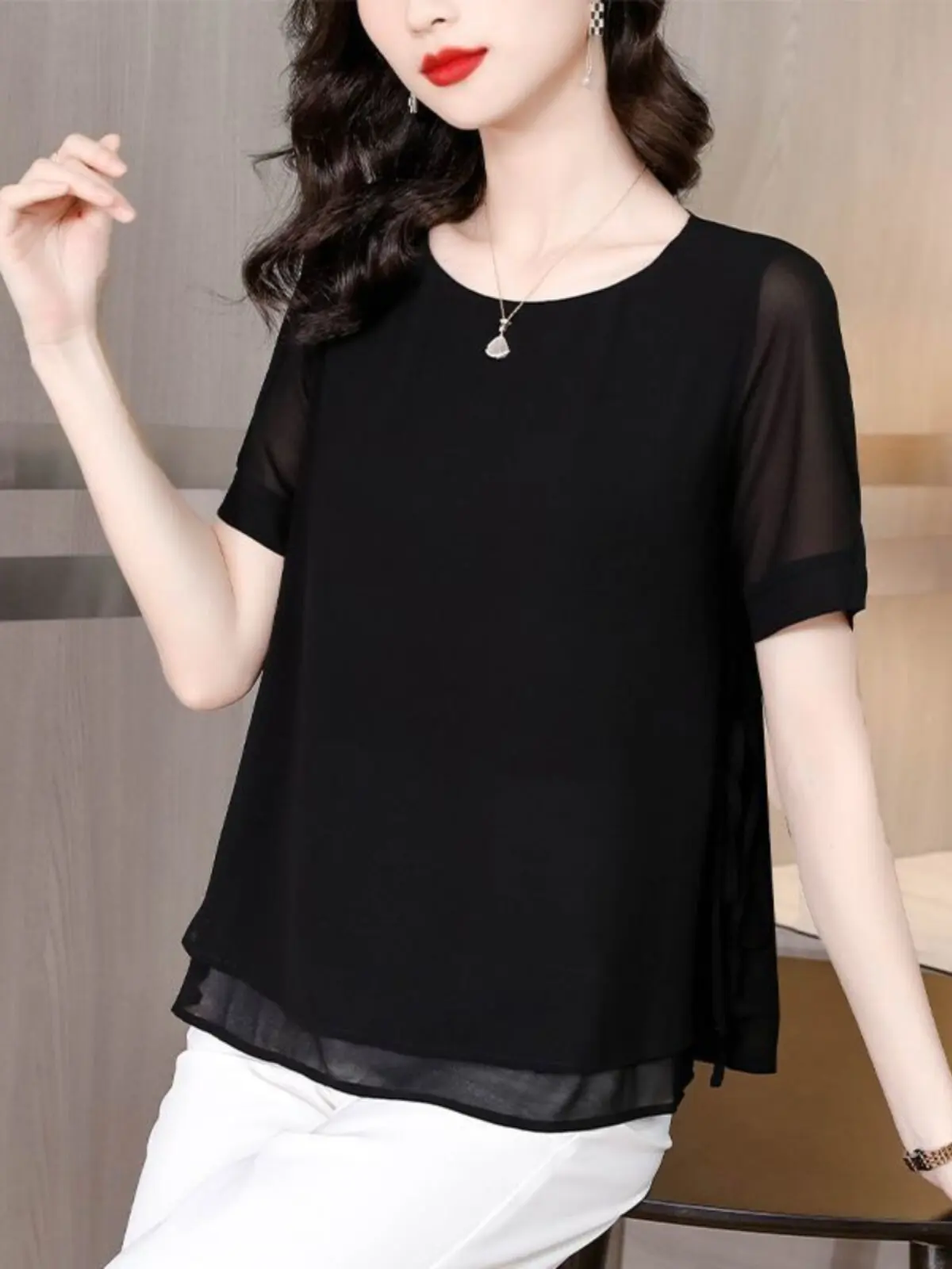 

Summer 2026 Loose Short Sleeve round Neck Women's Chiffon Top plus Size Fashionable Mom Clothes Slimming Midlife Top