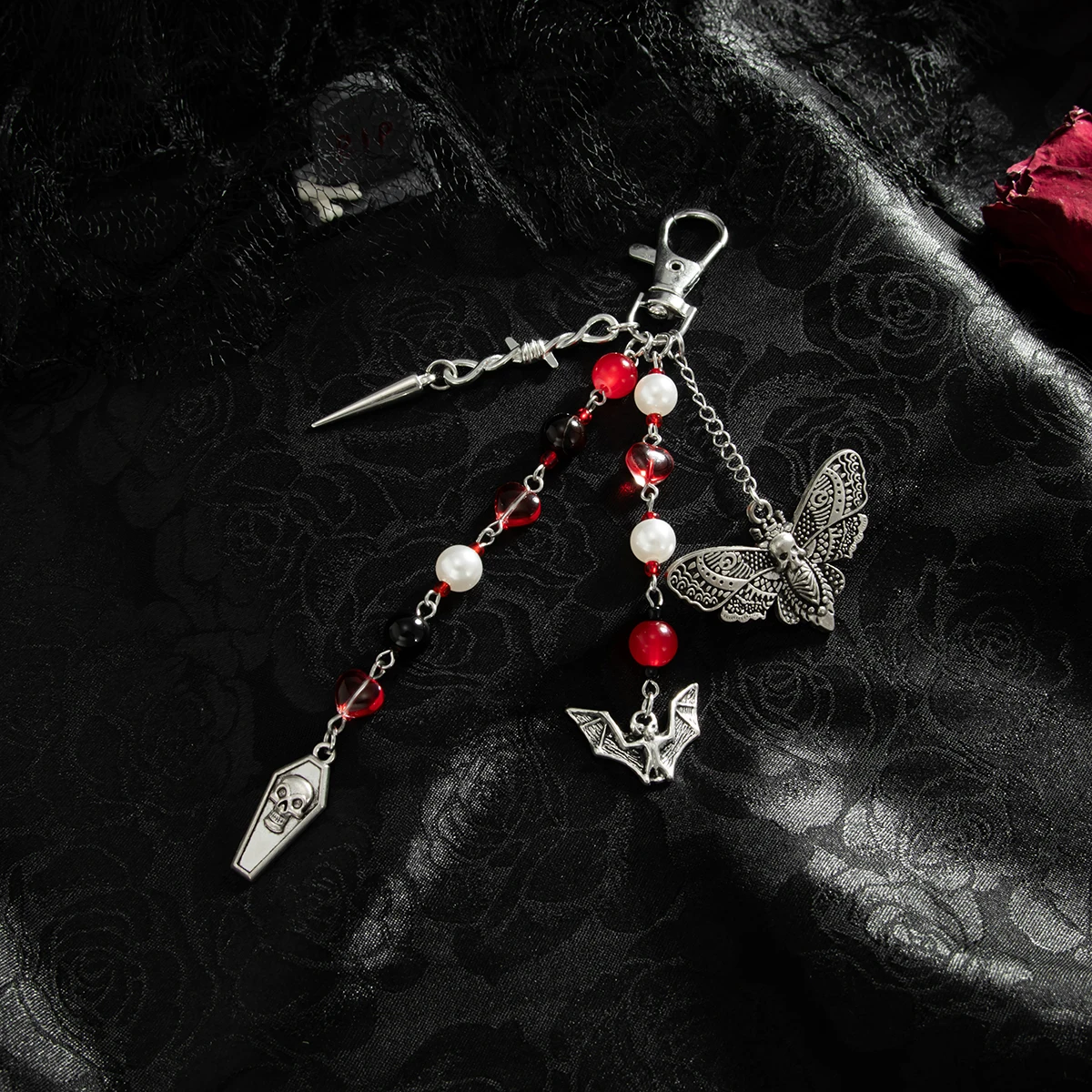 Salircon Goth Imitation Perle Schmetterling Fledermaus Anhänger Brieftasche Schlüsselbund Frauen Punk Trend Handgemachte Perle Tasche Schlüsselring Halloween Schmuck