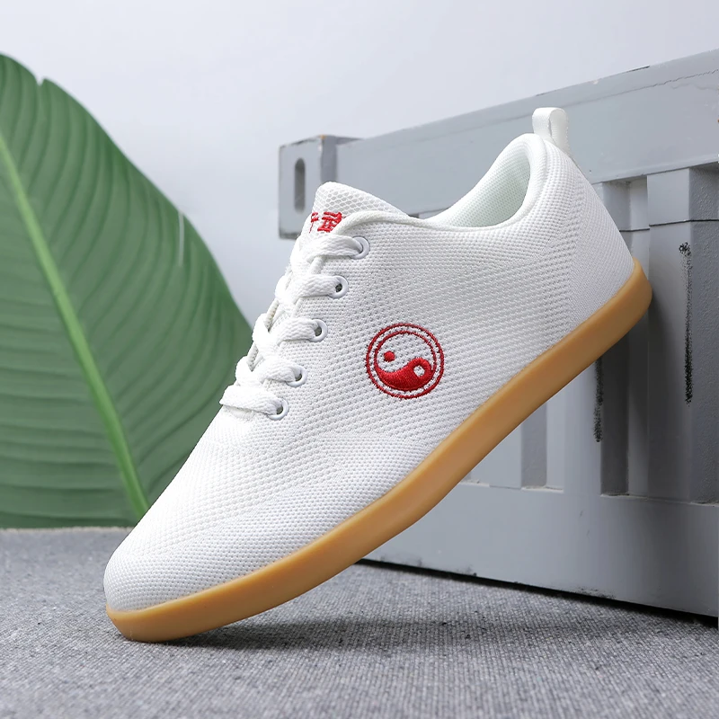 

2023 New Men's and Women's Fitness Tai Chi Shoes Outdoor Training Martial Arts Tai Chi Taekwondo Martial Arts Sports Shoes