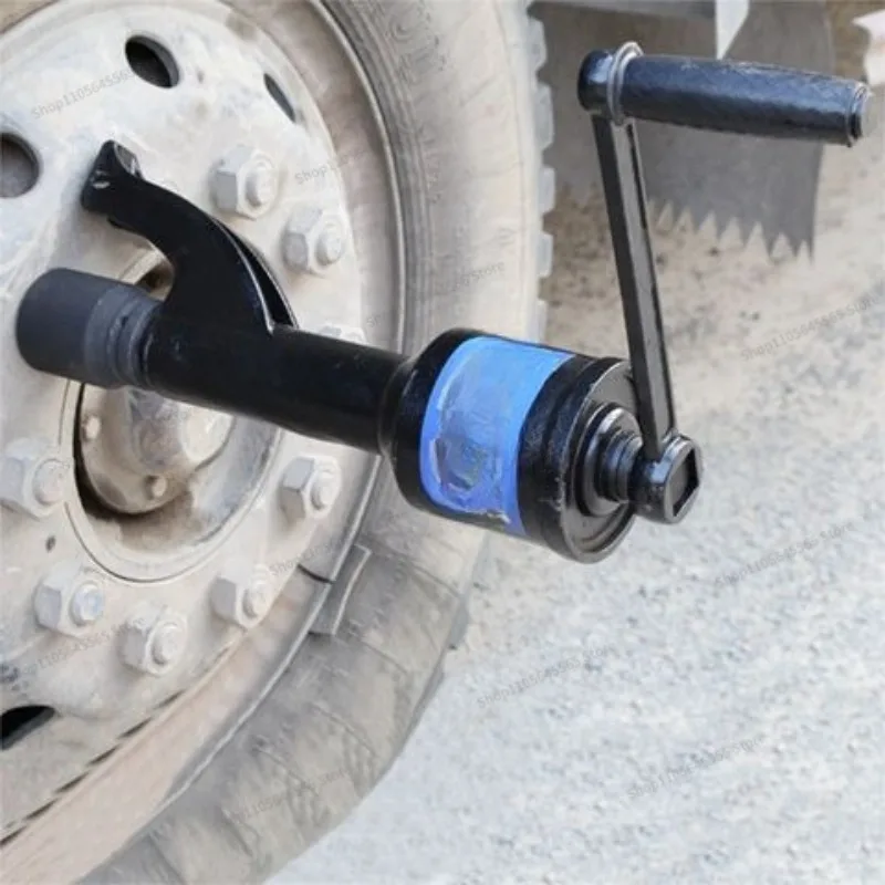 Labor-saving wrench Deceleration wrench Truck tire tire disassembly Maintenance tool Boost sleeve wrench Large torque