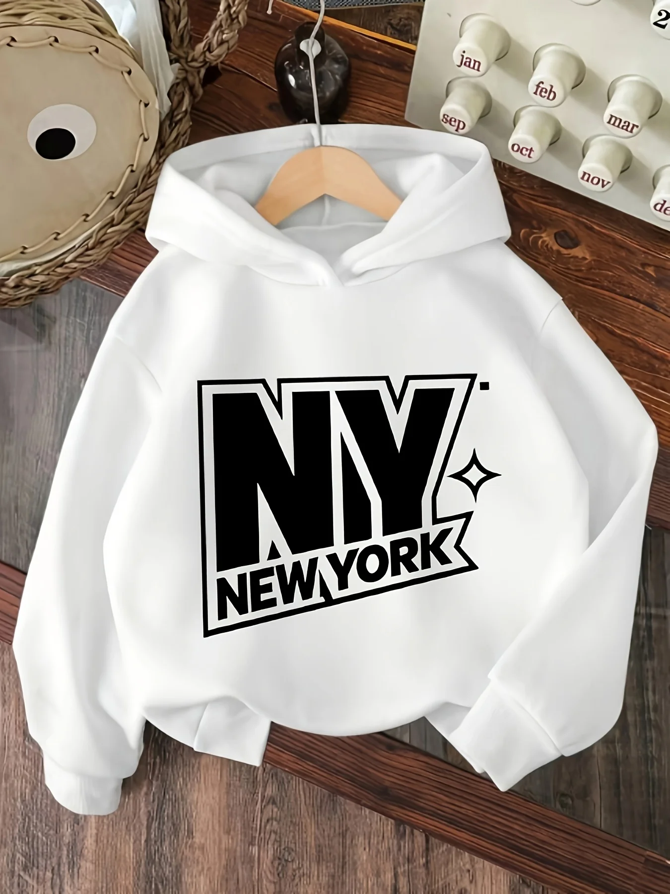 Autumn/Winter boys' hooded sweatshirt with 