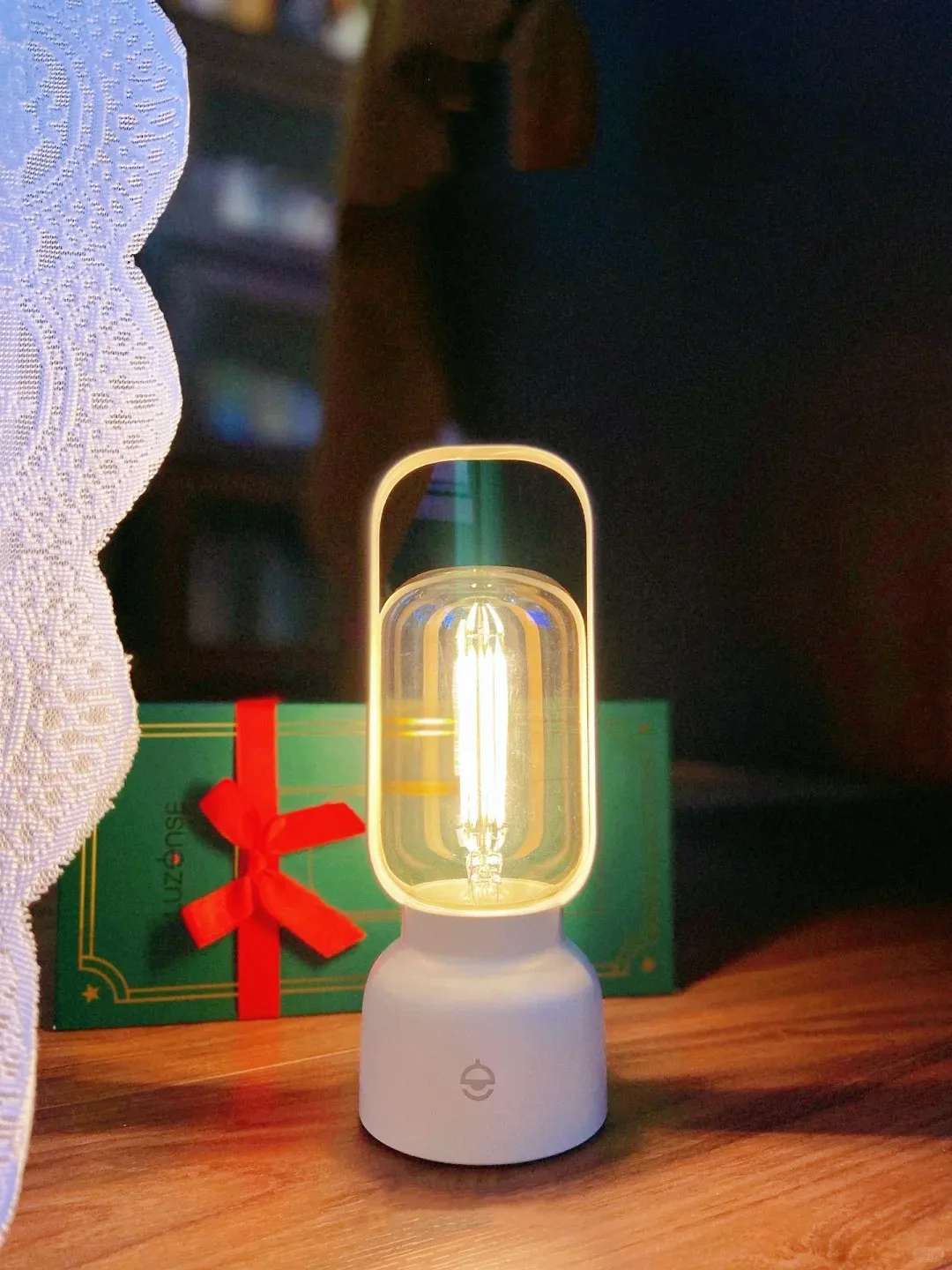 Luzense Firefly Camping Handheld Lamp Cream White Retro Portable LED Candlelight Atmosphere Desk Lamp Bed Light