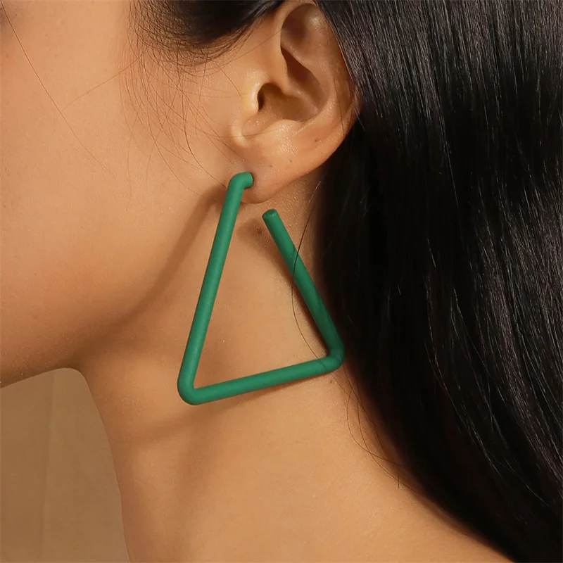 Aihua Fashion Geometrische Persönlichkeit Neon Acryl Großer Herz-Creolen-Ohrring für Damen Koreanischer Hohl-Dreieck-Stern-Ohrring Schmuck – Detail 9