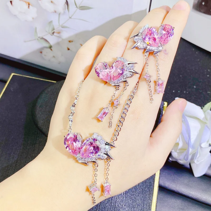 Modisches Rosa Diamant-Halsketten-Set - Raffinierte Luxus-Zirkonia-Ohrringe mit Pfirsichrosa Herzanhänger für Damen