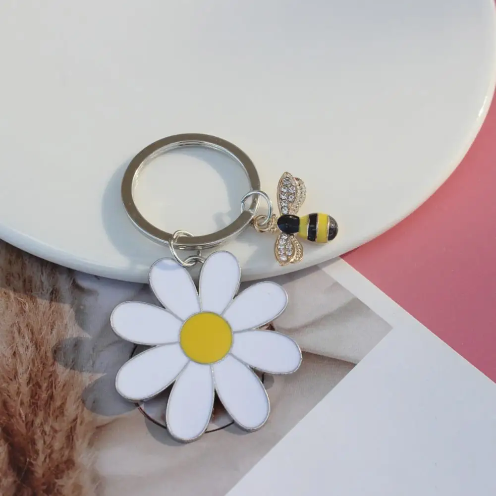 

Keychain Rhinestone Bee Charm Keychain Floral Bag Accessories for Women Shiny Flower Keyring for Girls Handbag Car Decor Wallet