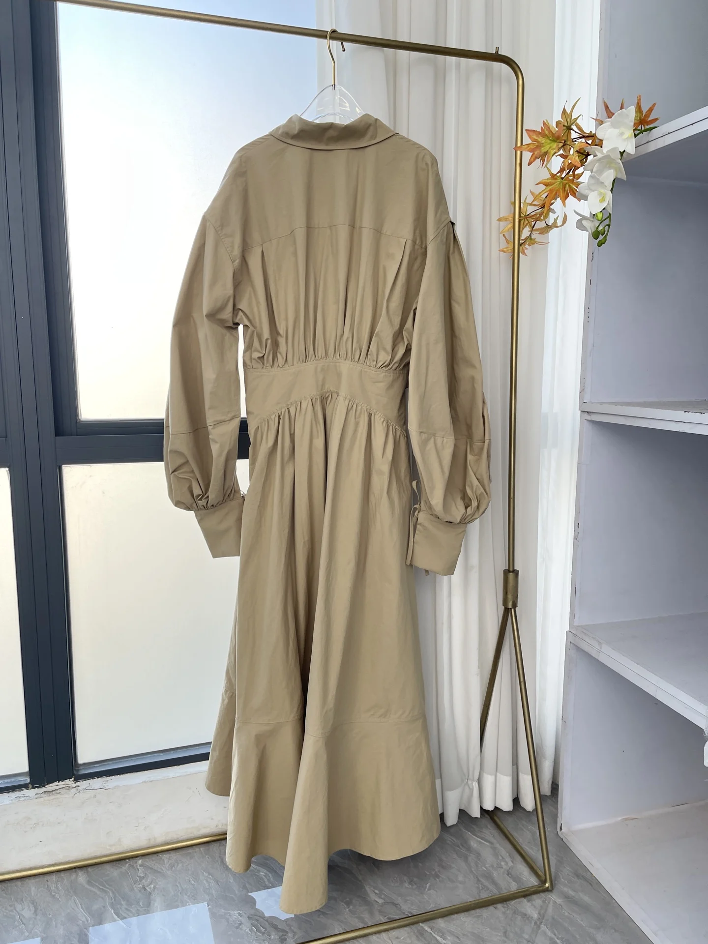 

High Quality Khaki Long Sleeve Lapel Midi Dress