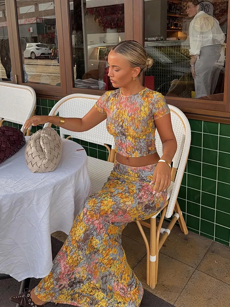 

Ladies Elegant Skirt Suit Broken Flower Short Sleeves Circle Neck Slim Low Waist Wrap Hip Longuette Set 2025 Feminine Streetwear