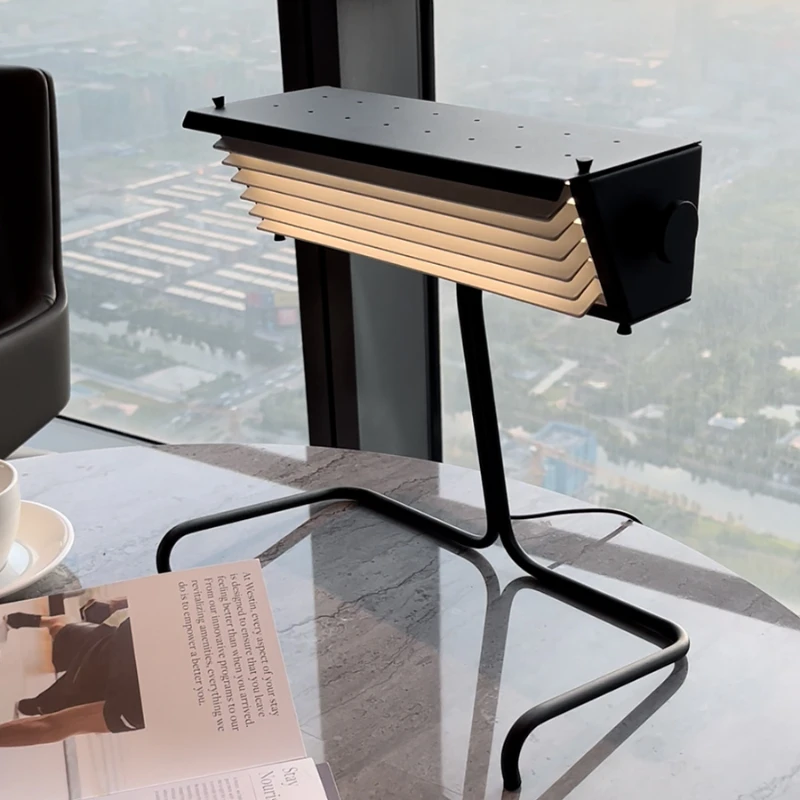 

Table lamp dimming retro creative minimalist desk, bedside louver