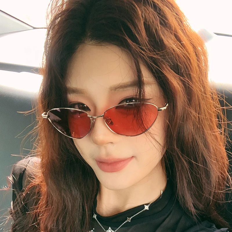 

Trendy Retro Cat Eye Triangle Sunglasses Women Luxury Vintage UV Protection Sun Glasses Female Daily Wear Gift Shades Eyewear