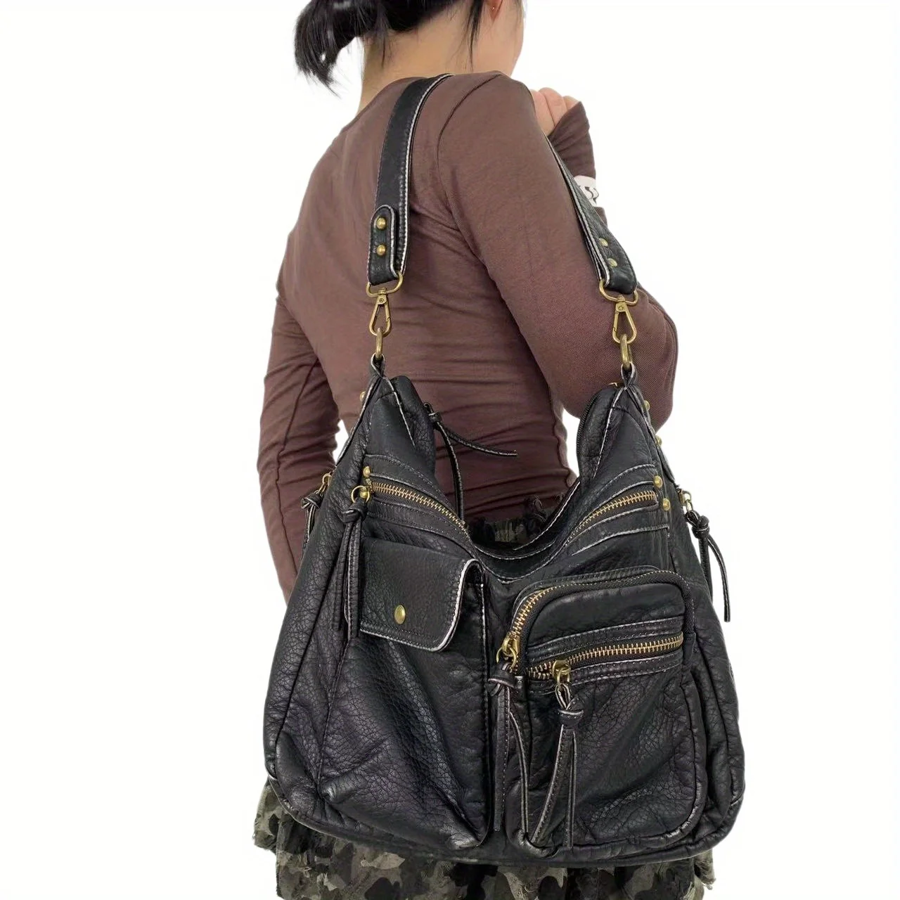 Ladies' fashionable retro Y2K spicy girl handbag, large capacity, multiple pockets, punk crossbody bag