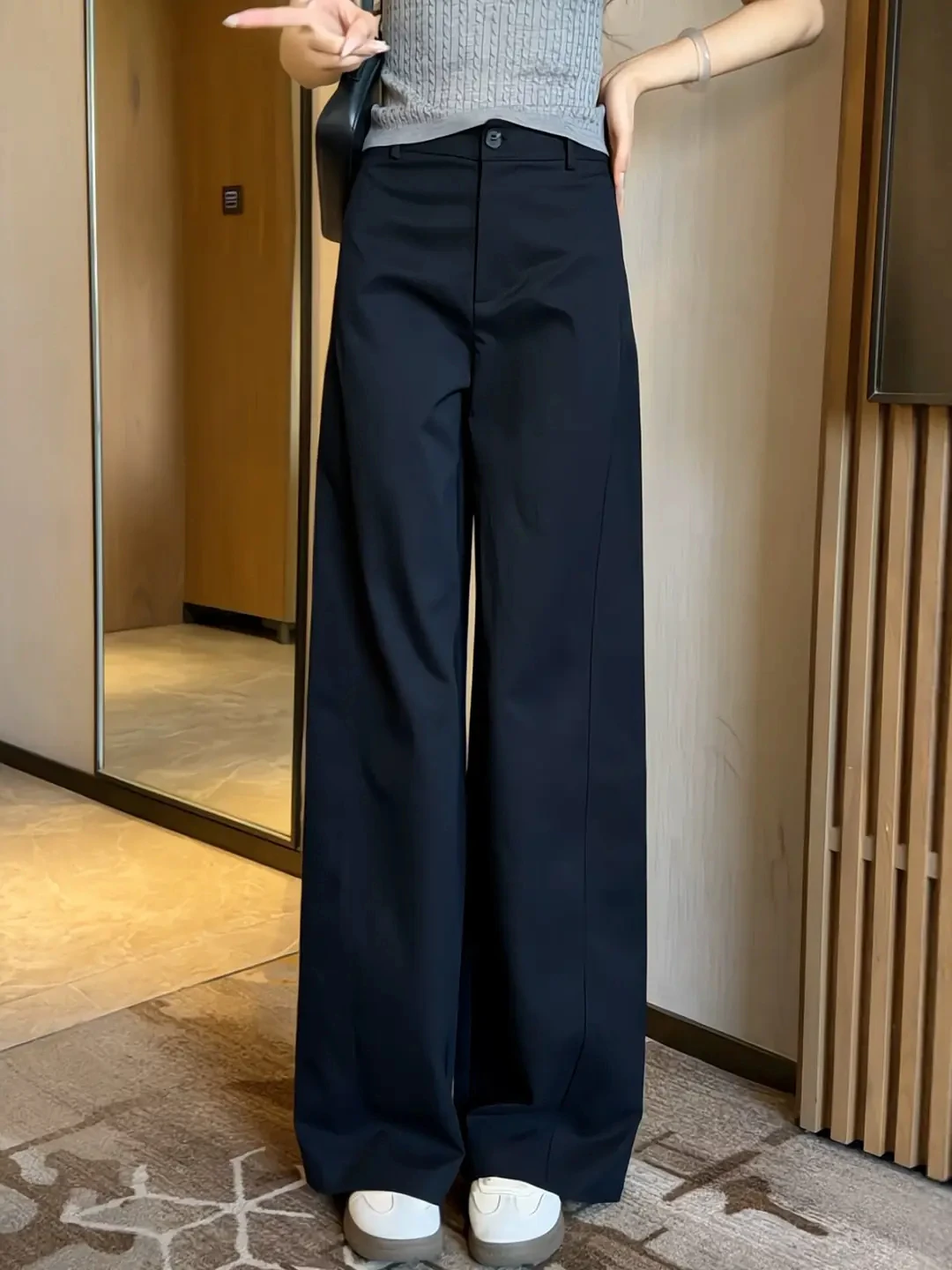 Early Autumn Slim Wide Leg Pants Women's Drapey High Waist Slimming Straight Cut Trousers Korean Style Commute Simple Pattern