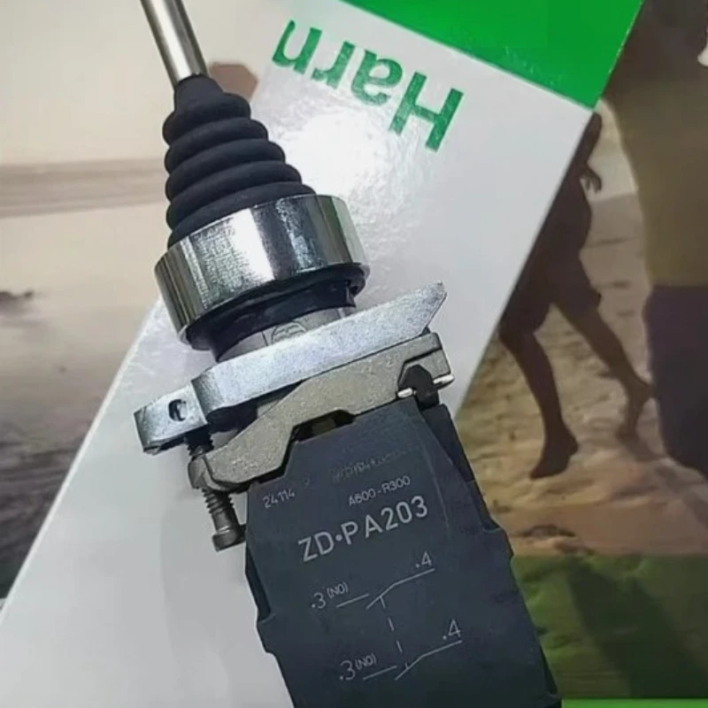 

Brand New Original ZD-PA203 V1-G-BK3M-PUR-A-V1-G NCB10-30GM40-N0 KCD2-SR-Ex2 KFA6-SOT2-Ex2 BLF578XR Fast Shipping