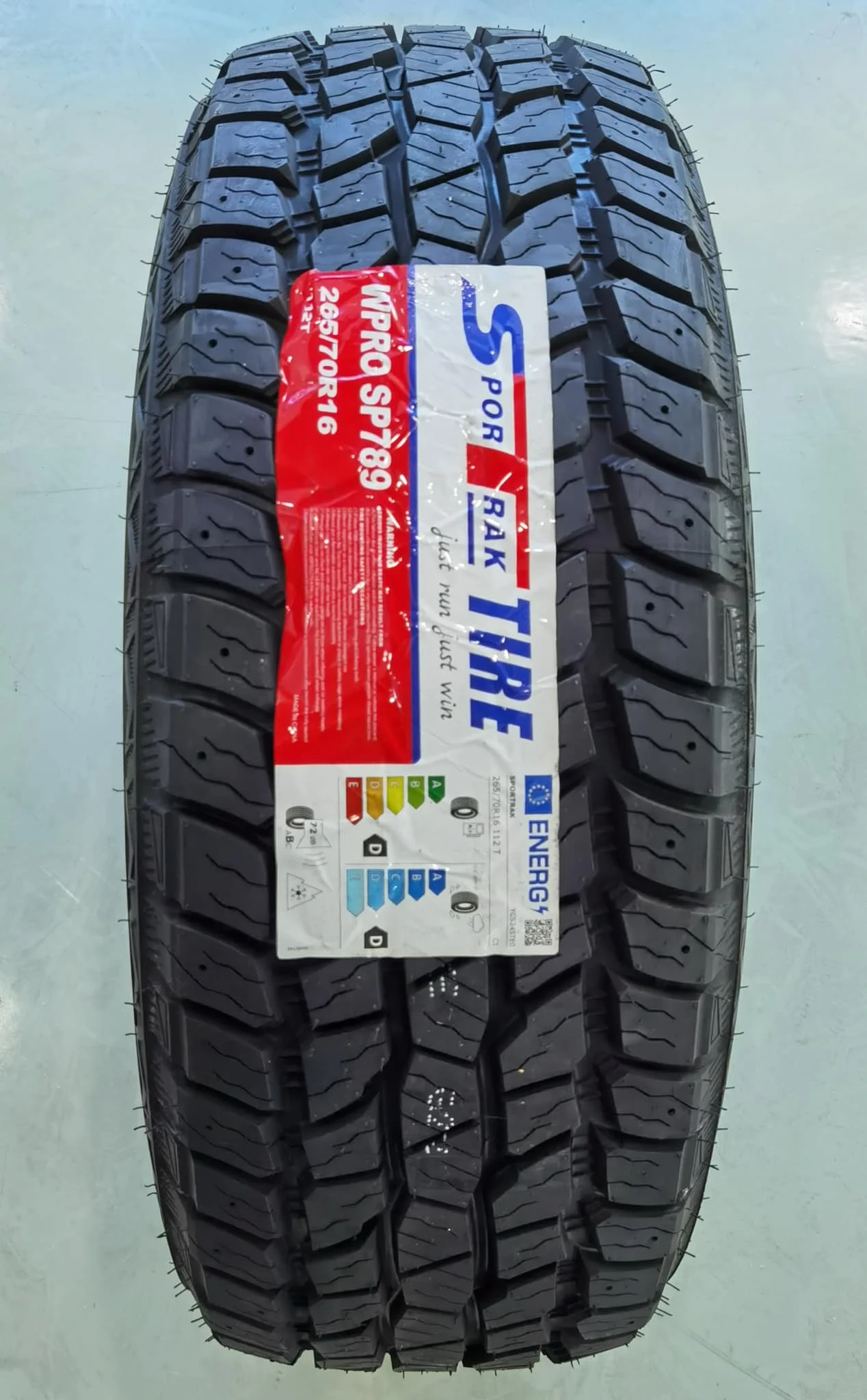 Radial Design Off-Road Solid 4x4 Tires 235/80R18 245/70R17 265/70R16 285/70R17 SUV & Passenger Car Wheels Made in China