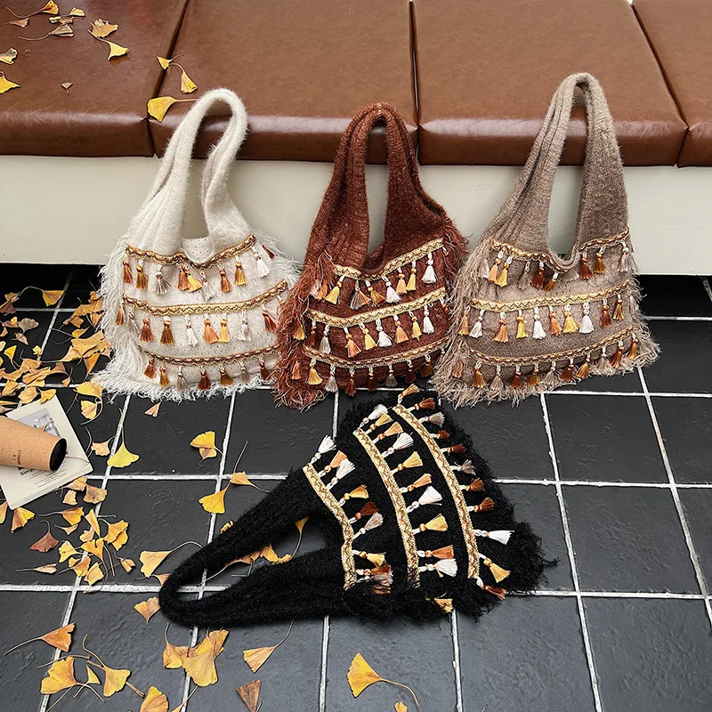 

Large Capacity Knitted Bag Women's Bag, Niche Women's Fringed Handbag, Casual Fashion Versatile Women's Bag