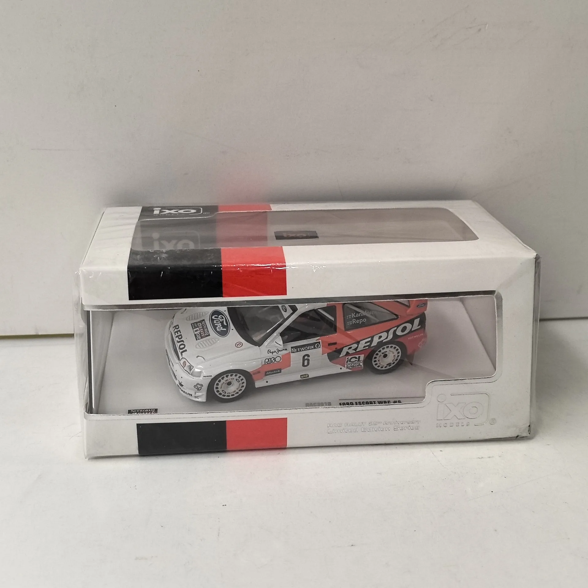 

Литой под давлением IXO масштаб 1/43 FORD ESCORT WRC # 6 1997, модель автомобиля из сплава Ford Racing, коллекционная игрушка, подарок, сувенир, витрина, орнамент