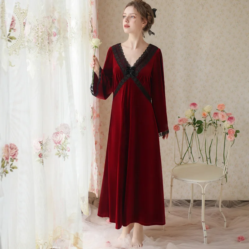 

Nightdress Sexy V-Neck Lace Floral Sleepshirt Velvet Nightgown Women Loose Nightwear Autumn Velour Home Dressing Gown Homewear