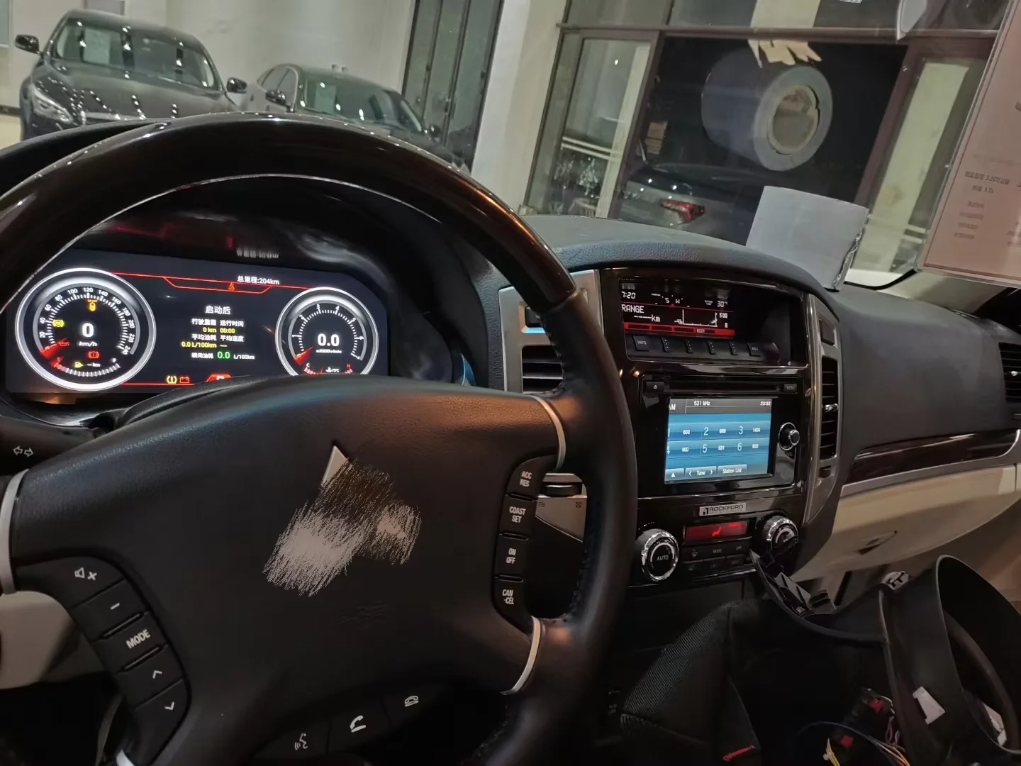 

Автомобильный цифровой дисплей приборной панели, ЖК-дисплей, спидометр LINUX, приборная панель для MITSUBISHI PAJERO 2008-2018