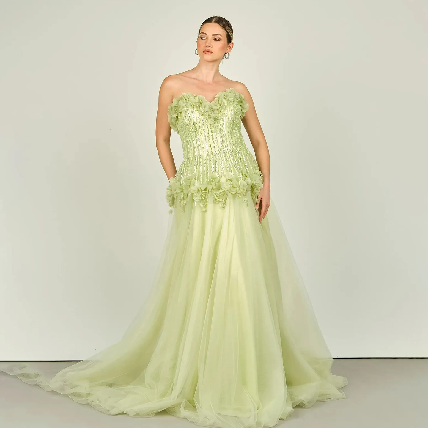 Robe de soirée sans bretelles, ornée de fleurs, romantique, fluide, en Tulle, ligne a, robe formelle, longueur au sol, robe élégante