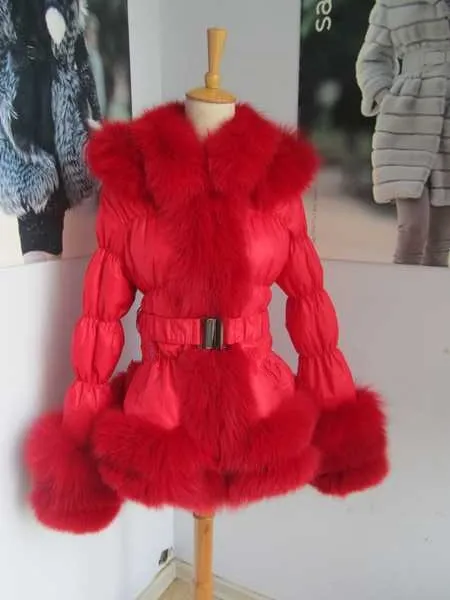 Custom Women and Kids Size Puffer Jacket  With Detachable Sleeves And Hoods Ladies Fur Down Coat