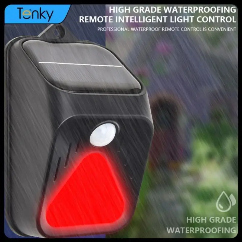 Remote Control Alarm Solar Warning Lamp Flash Warning Light Waterproof  Ip65 100 Db Alarm Solar Charge Drives Animal Led Lights