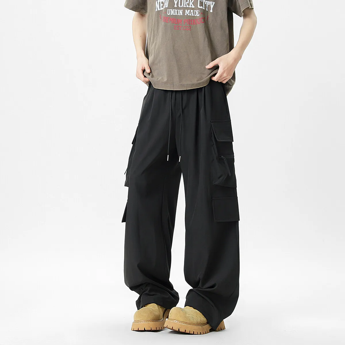 

High-Waisted Wide-Leg Casual Sports Trousers For Men And Women Quick-Drying Cargo Pants Ice Silk Streetwear Parachute Pants