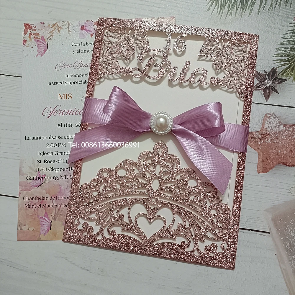 50 Stück Roségold Glitzer Quinceanera Einladungen DIY Lasergeschnittene 16-Kronen-Prinzessin Geburtstagskarten mit Perlenband