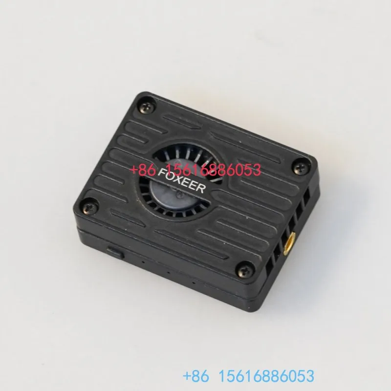 

FOXEER 3w Image Transmission High Power 4.9-6 G 80CH Far Sailing, with Fan Mmcx Interface