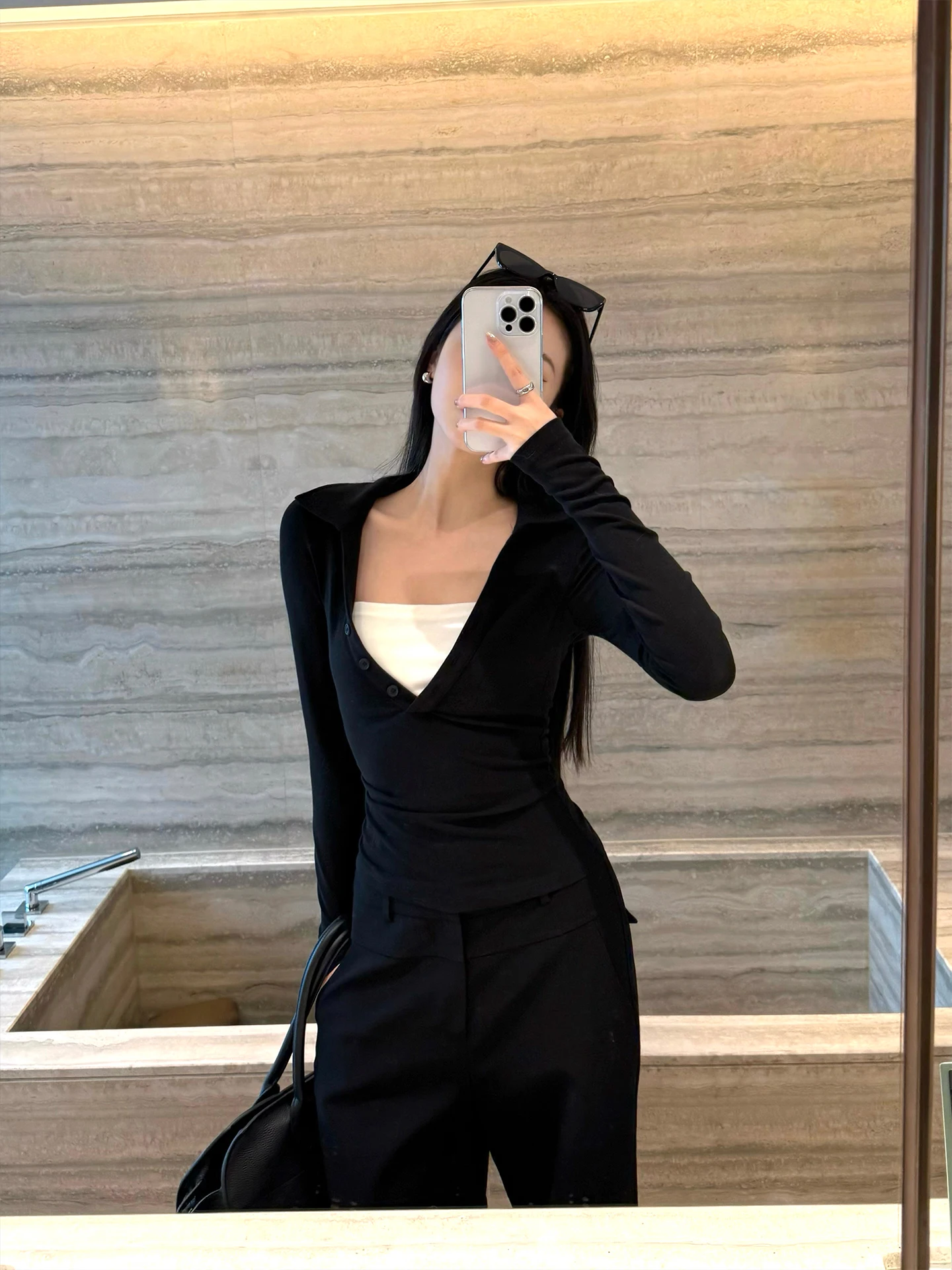 

Deep V-Ne Long Sve T-irt Women's Autumn Winter Faion Color Blo Slim Fit Knitted Top Fake Two-Piece Sle