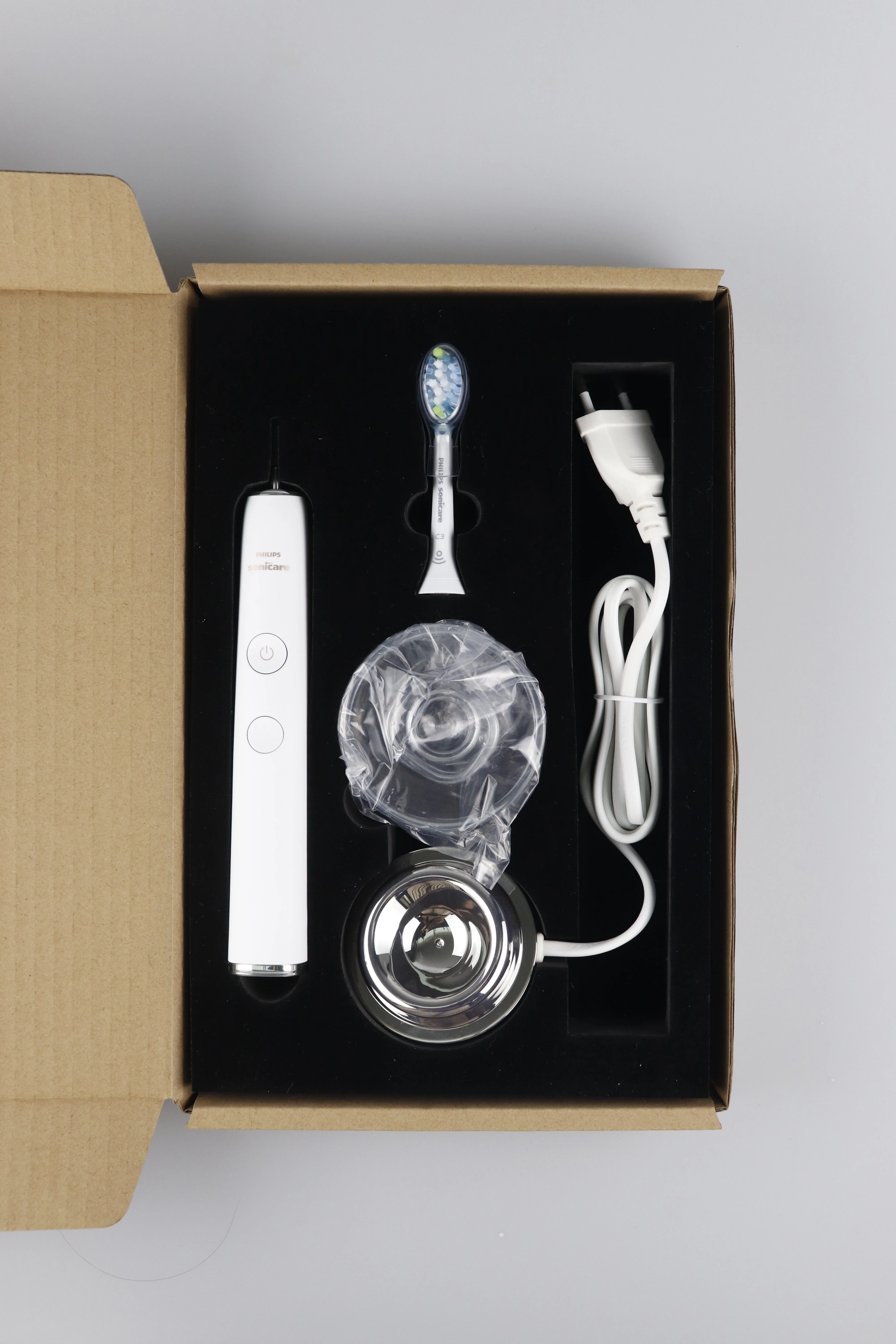 Philips Electric toothbrush Sonicare DiamondClean Smart HX9903, No Original Packaging