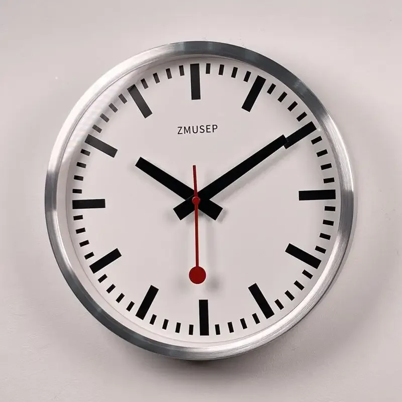 12-Inch Modern Simple Luxury Metal Office Wall Clock Creative Mute Round Quartz Clock for Home Living Room Consumer Electronics