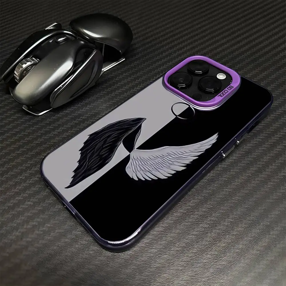 حافظة هاتف Dark Wings لهاتف iPhone 16,15,14,13,12,11,Mini,Pro,MAX غطاء مقاوم للصدمات باللون الأرجواني غير اللامع