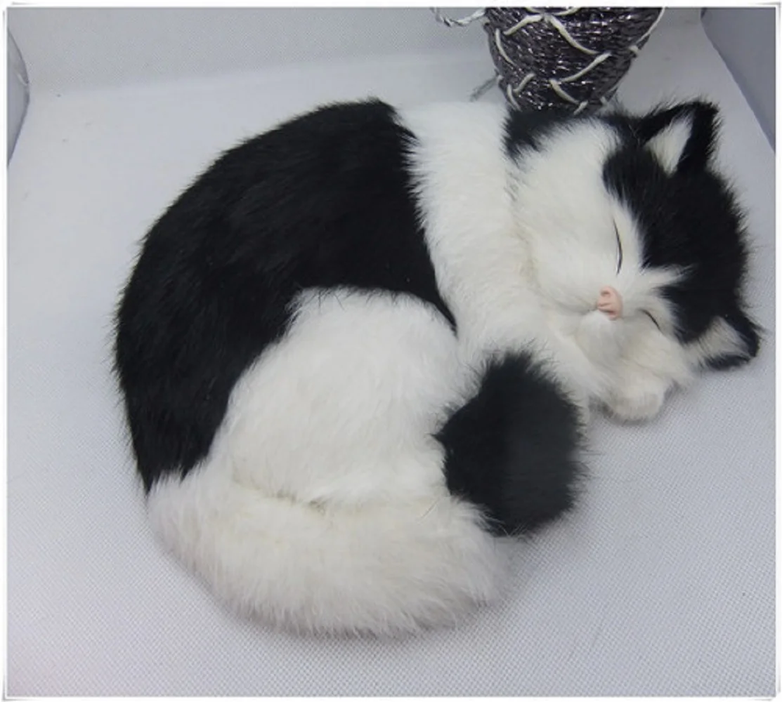 

Новая имитация спящего кота, политеновый и меховой черный и белый кот, домашняя мебель, подарок, 25x21 см