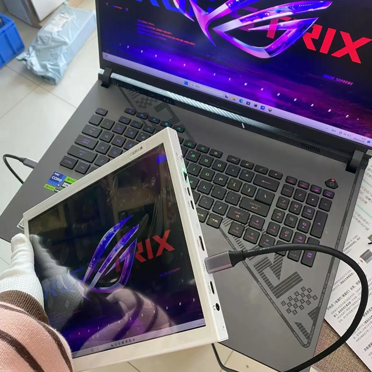 For iPad3/4 modified portable monitor expansion screen 2K computer case secondary screen 9.7 inch SWITCH secondary screen touch