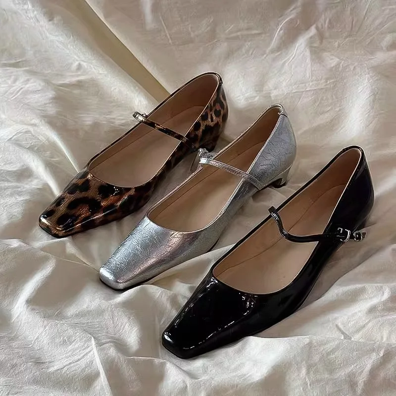 

2026 autumn new French Mary Jane shoes temperament single shoe women's low heel retro square toe women's shoes