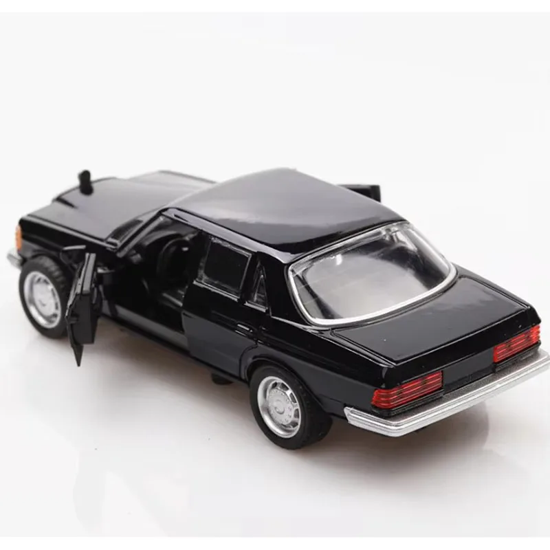 Carro clássico e-class w123, 1/36, carro retrô, função reversa, modelo com 2 portas abertas, simulação, brinquedo infantil com caixa original