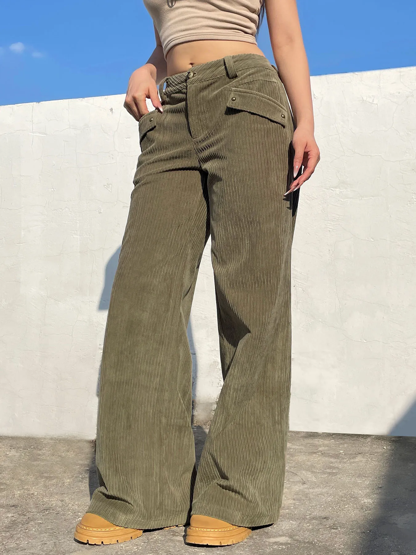 IAMSURE Casual Solid Big Pockets Corduroy Pants Slim Slim Low-Waisted Wide Leg Pants Women 2024 Autumn Winter Fashion Streetwear