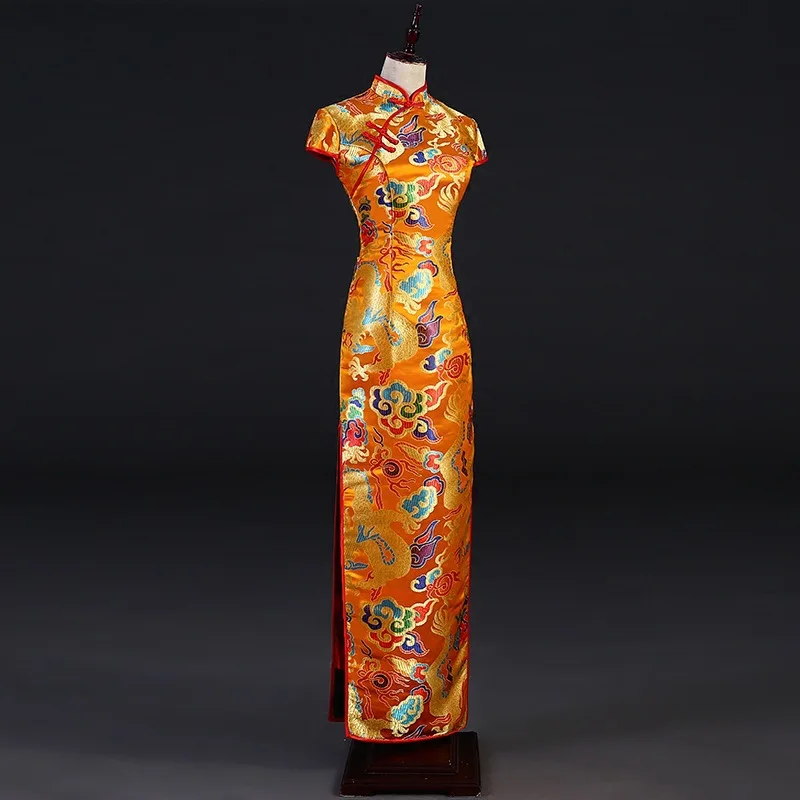 Red Chinese Style Cheongsam Evening Dress 2025 Women's Long Retro Mandarin Collar Dragon Satin Evening Party Qipao Dress