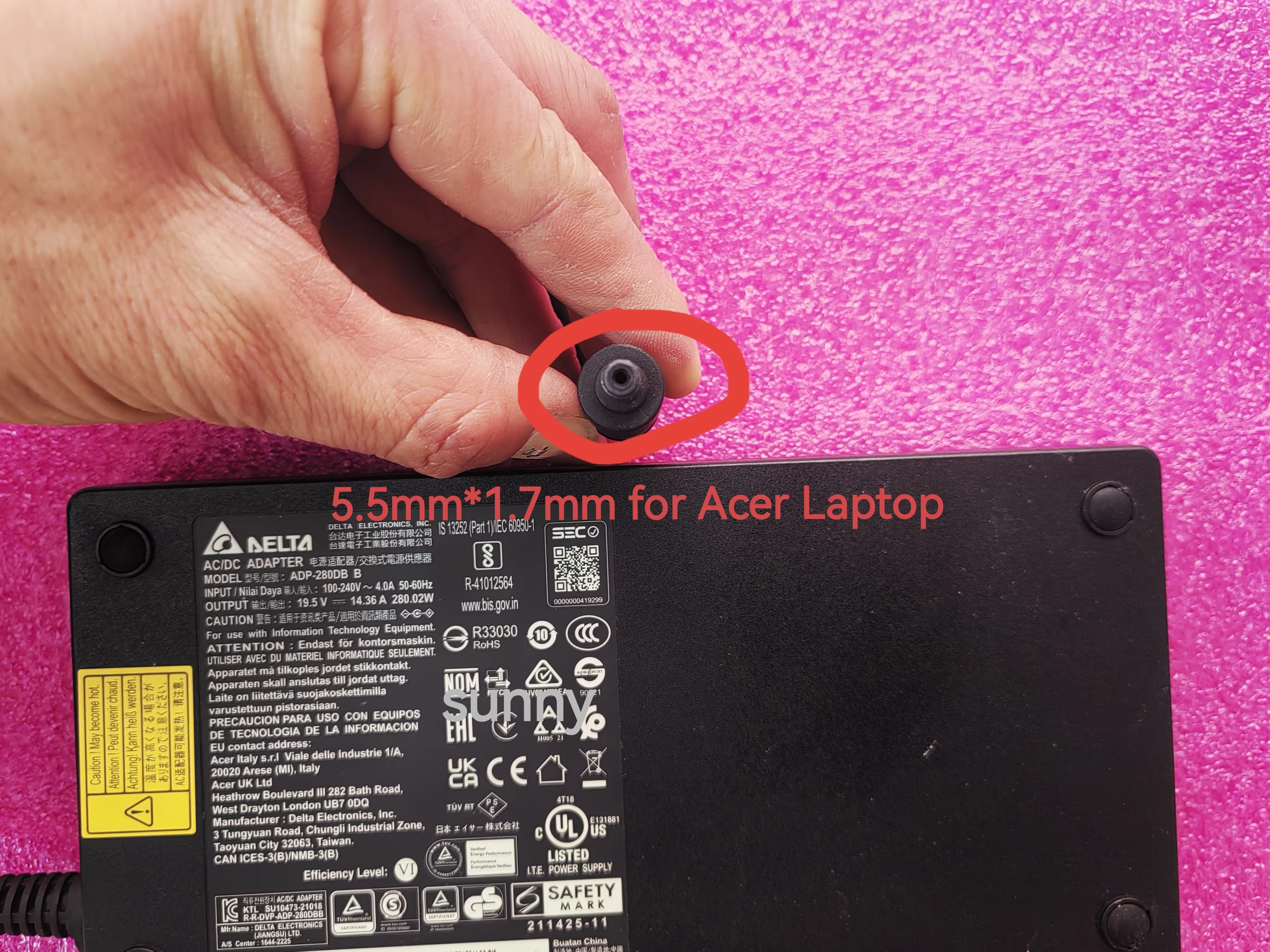 OEM Delta Slim 280W 19.5V 14.36A ADP-280DB B(5.5mm*1.7mm) AC Adapter For Acer Predator Helios 300 PH315-55-795C RTX3070Ti Laptop
