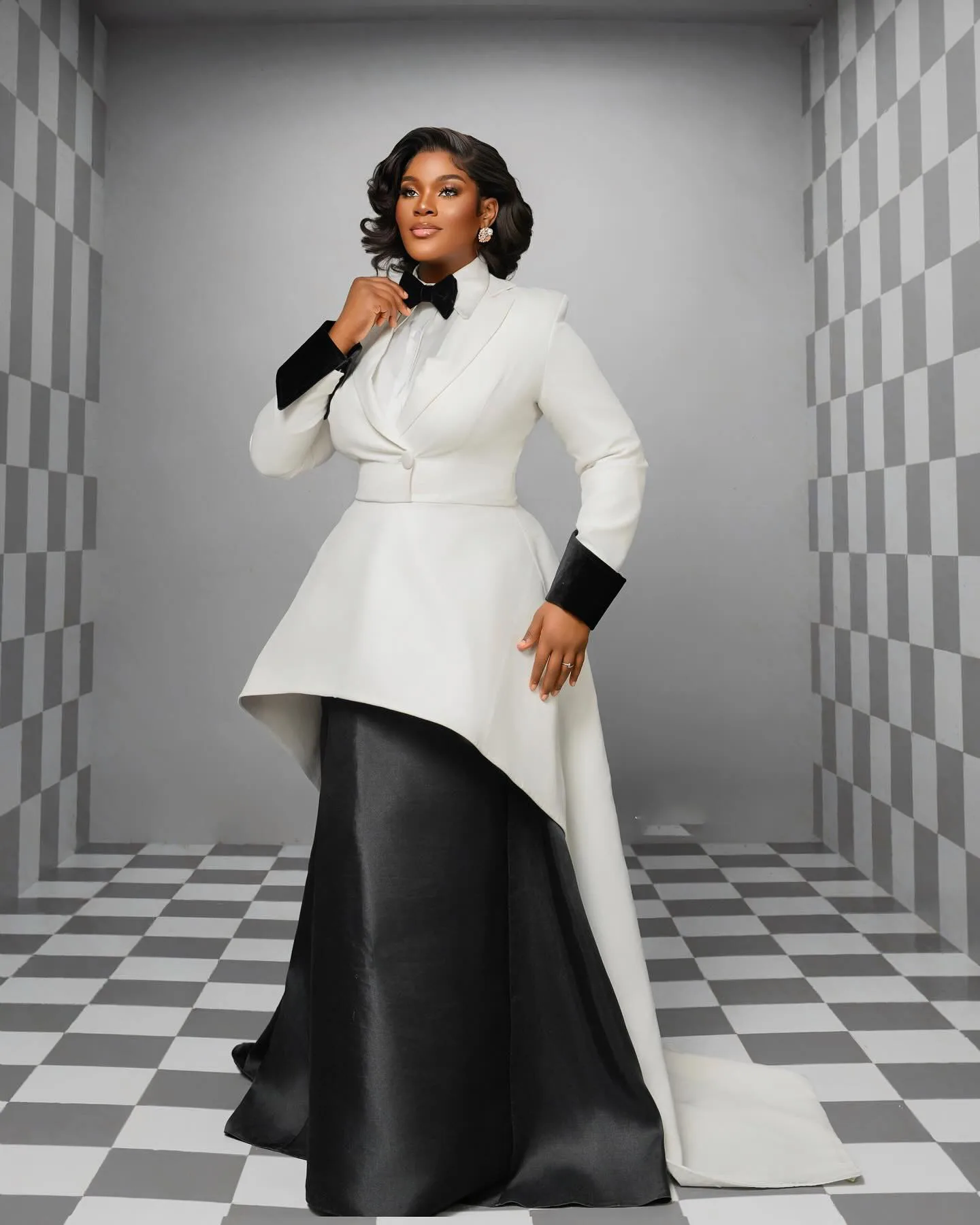 Ternos de saia feminina estilo designer, 2 peças, plus size, blazer curto e saia hi-lo, roupa personalizada para festa de baile