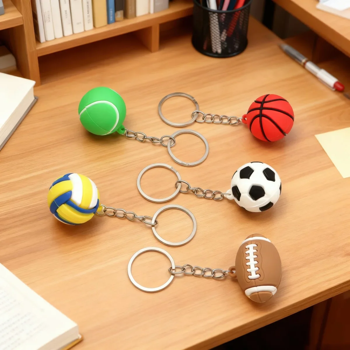 

Набор брелоков для ключей в виде спортивных мячей (баскетбол, футбол, теннис, волейбол) - 1 шт. - сувенирные подарки для любителей спорта
