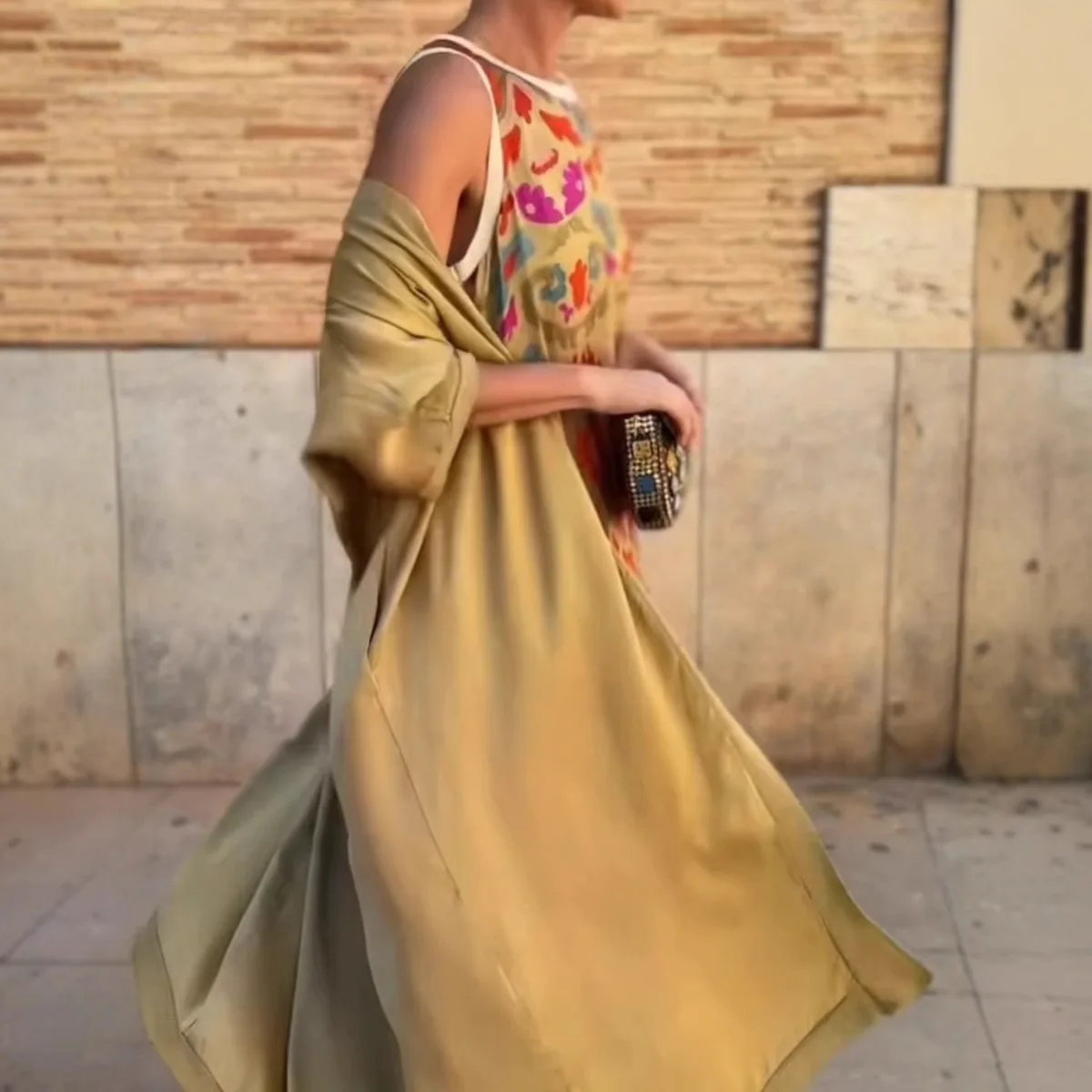 Sukienka damska z nadrukiem cyfrowym, okrągły dekolt, długa sukienka na ramiączkach + kardigan chroniący przed słońcem, 2025