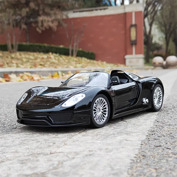 

1:18 Diecast 918 Spyder Alloy Sports Car Model Metal Racing Car Vehicles Model Simulation Collection Children Toy Gifts