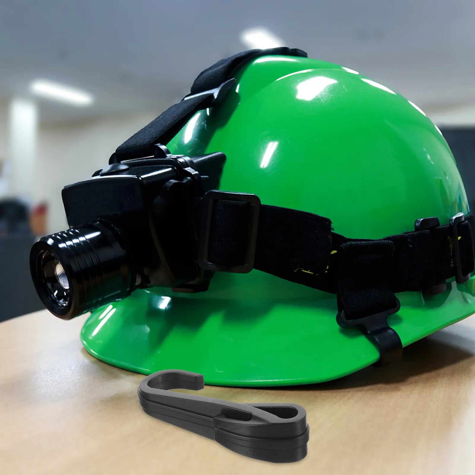 

12Pcs Lightweight Clip for Headlamp Plastic Hard Hat Light Clip Easy Mount Safety Tool for Construction Site Outdoor Work