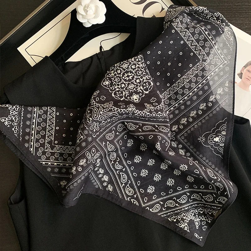 

New Mulberry Cotton Blend Square Scarf Women Summer Retro Paisley Bandana Neckerchief Head Wrap Bag Scarf Kerchief Tube Top