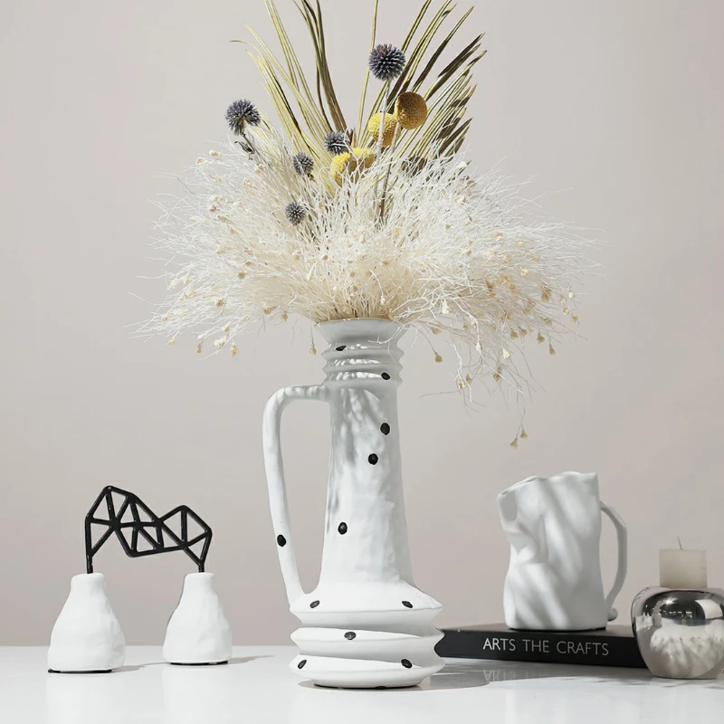 

New Chinese Modern Art Ceramic Polka Dot Long Neck Vase Flower Arrangement Model Room Living Room Office Decorations Vase